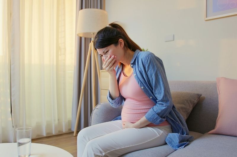 A pregnant woman with gastrointestinal issues is feeling nausea and vomiting symptoms