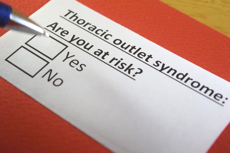 A doctor's checklist is shown to see if their patient is at risk for thoracic outlet syndrome