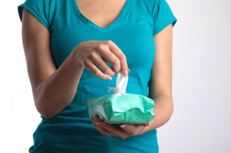Can You Use Baby Wipes On Your Face?