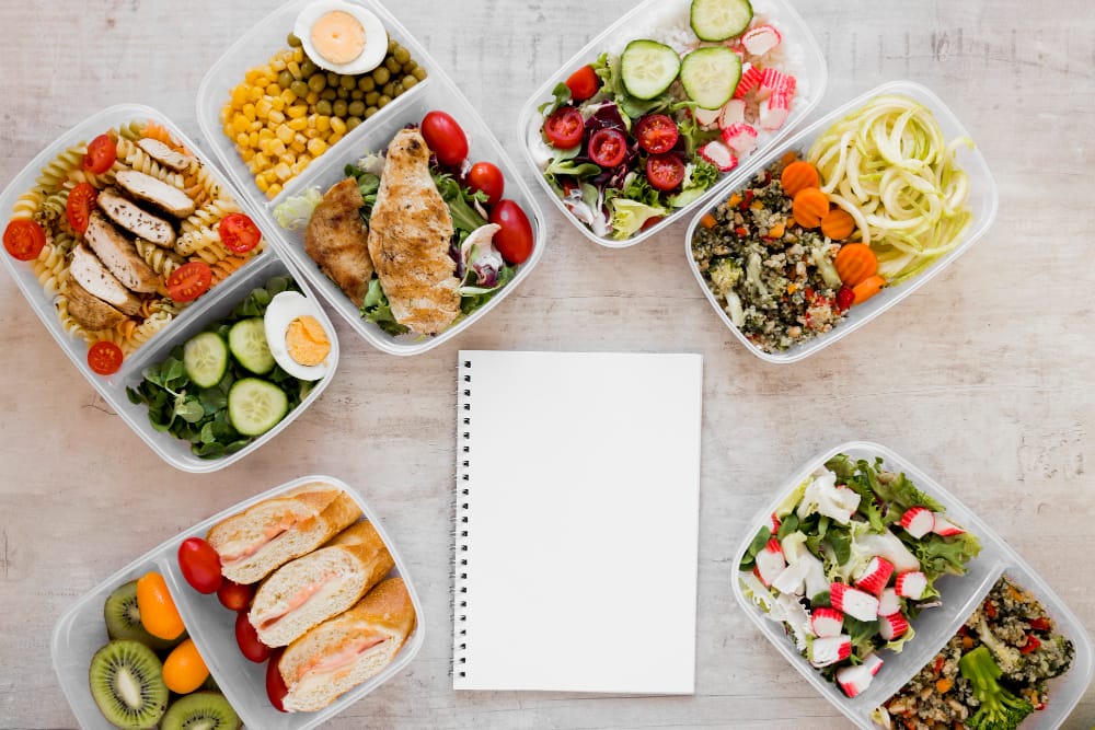 Meal planning to always have food ready is a simple and effective way to treat your hunger pains